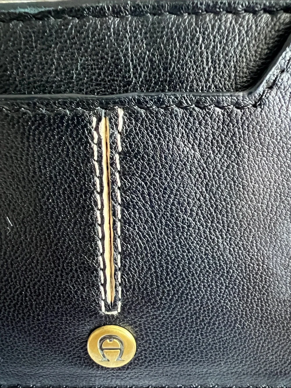 Ettiene Aigner vintage  Black lam Leather Card Holder with Gold Accent